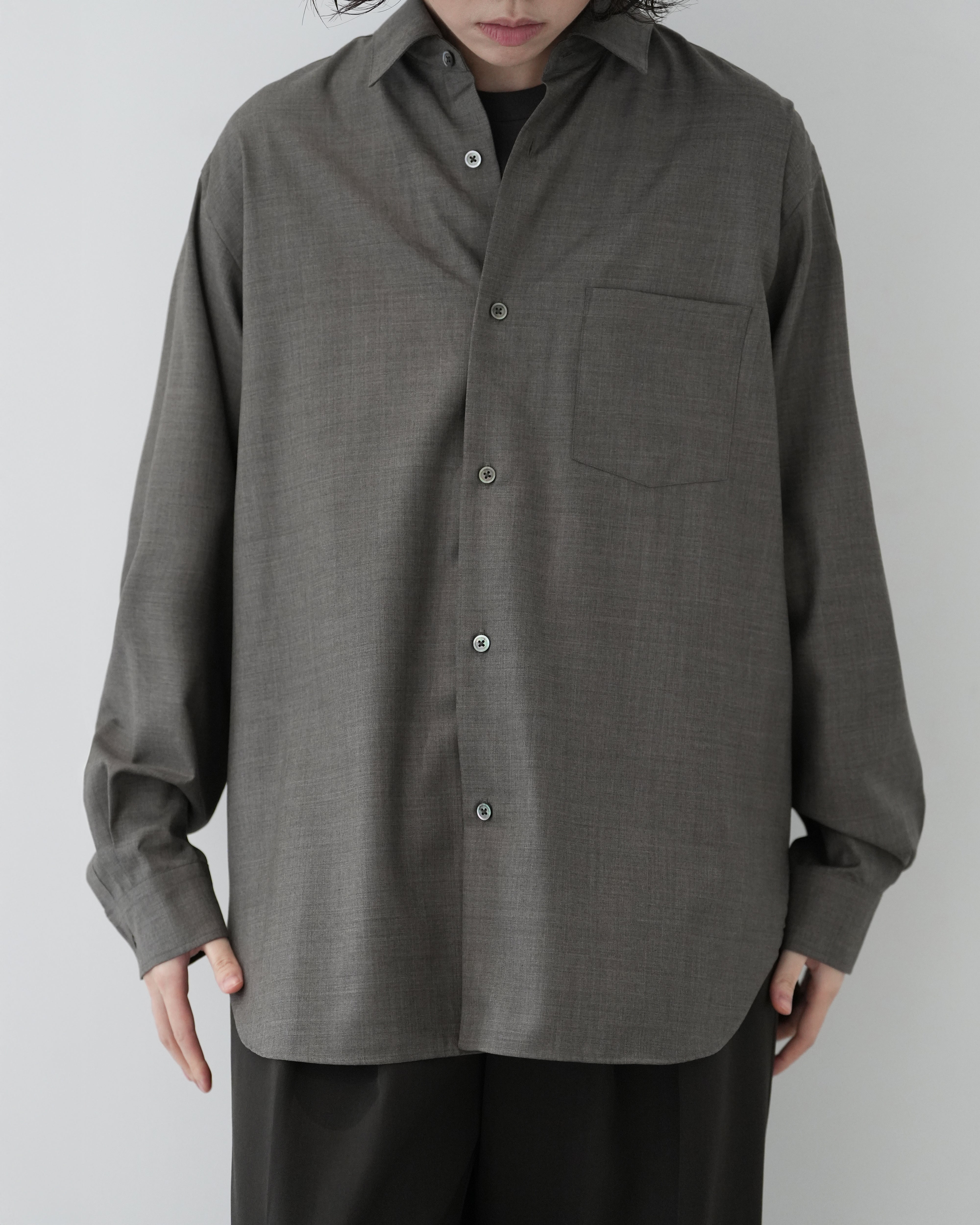 GREIGE EXTRA FINE WOOL OVERSIZED REGULAR COLLAR SHIRT
