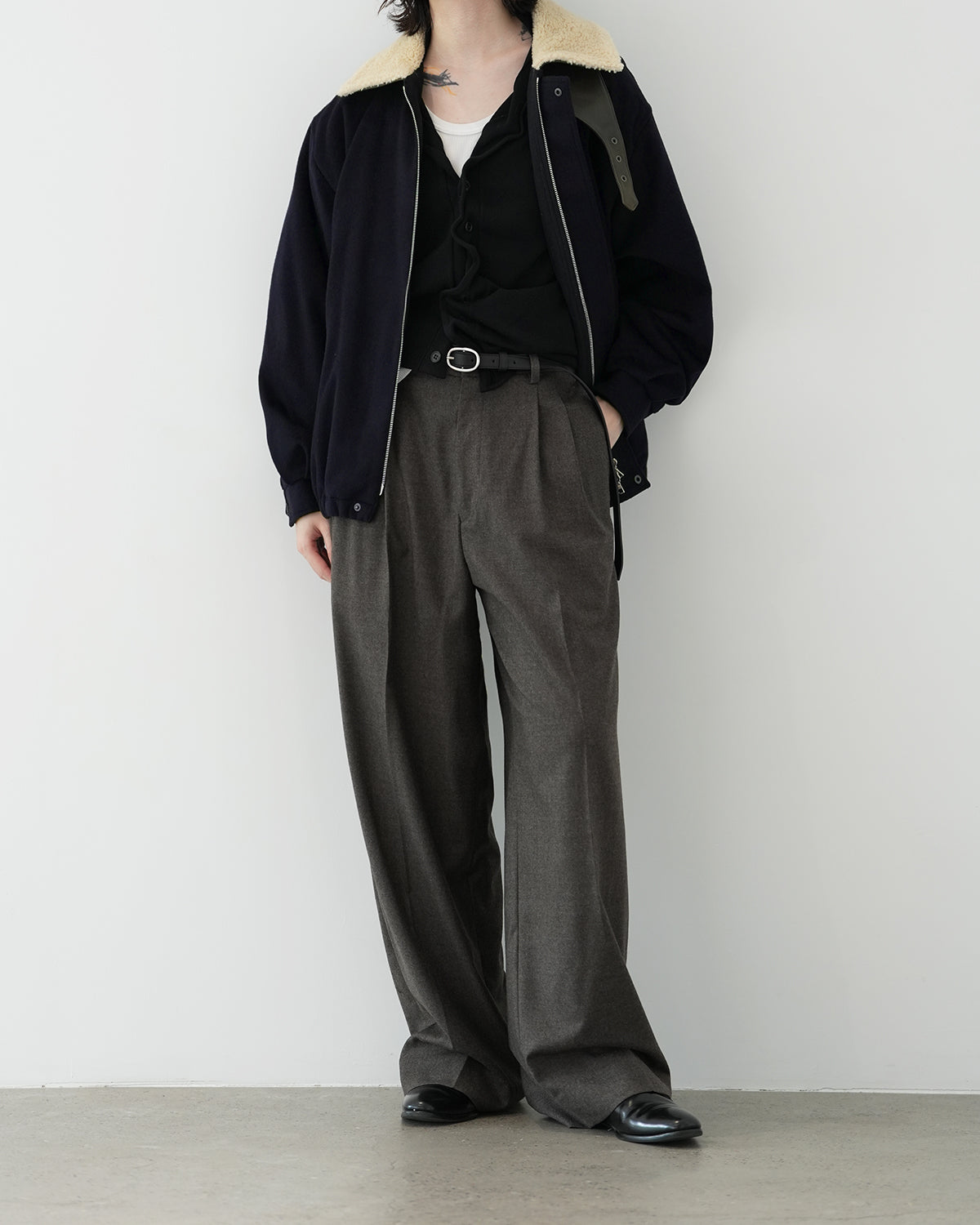 DARK NAVY MOUTON COLLAR WOOL CASHMERE PADDED JACKET
