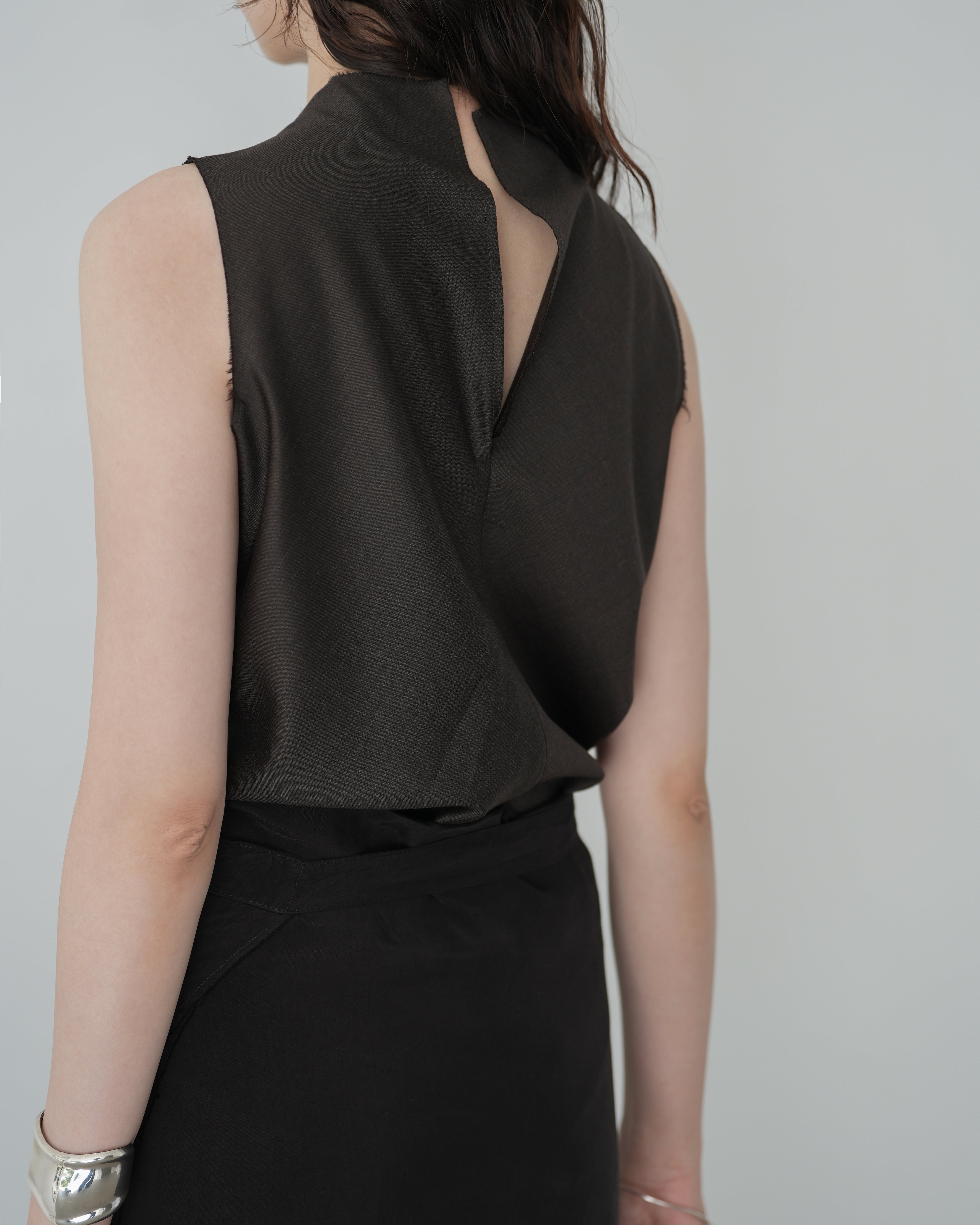 BROWN FINE WOOL CENTER SEAMS TOP