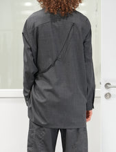 Load image into Gallery viewer, GREY OFF SCALE SUITING CINCHED SHIRT
