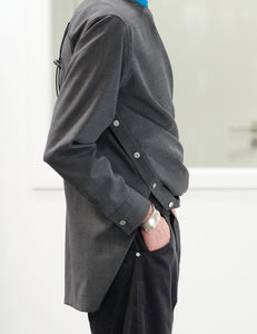 GREY OFF SCALE SUITING CINCHED SHIRT