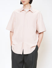 Load image into Gallery viewer, LIGHT PINK FLY FRONT SHORT-SLEEVED SHIRT
