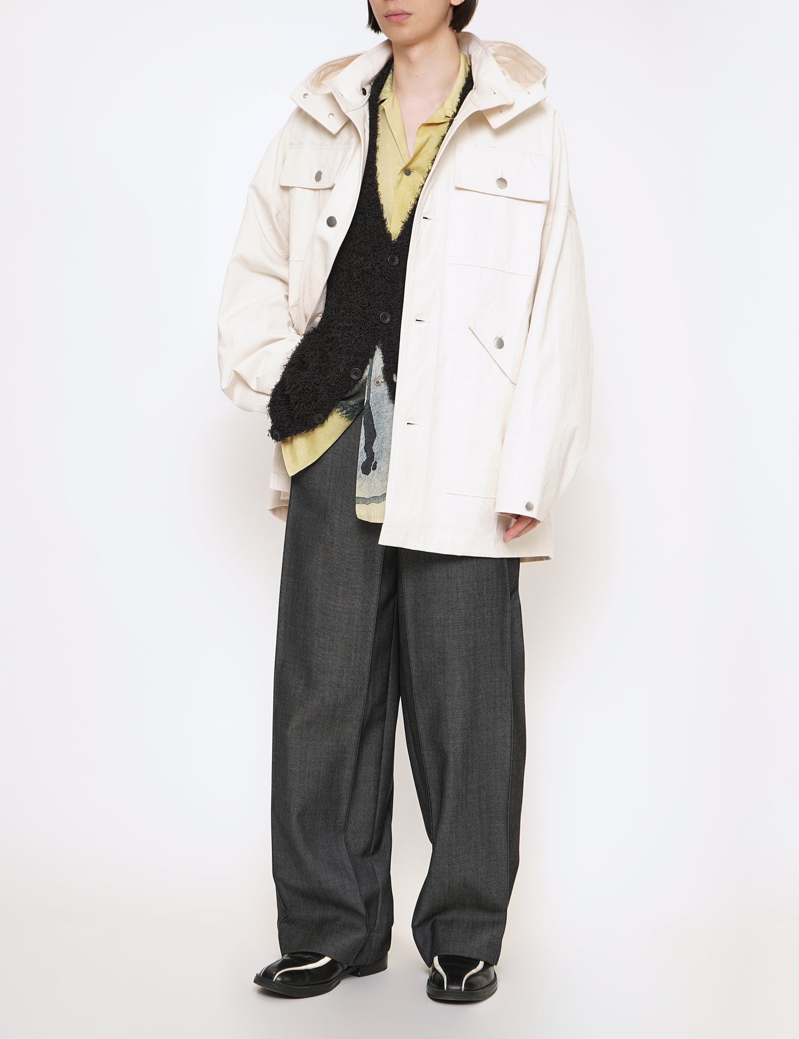 BLACK BUSHY COTTON CARDIGAN