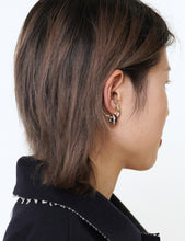 Load image into Gallery viewer, SILVER EAR CUFF WITH REMOVABLE RINGS (RIGHT EAR)
