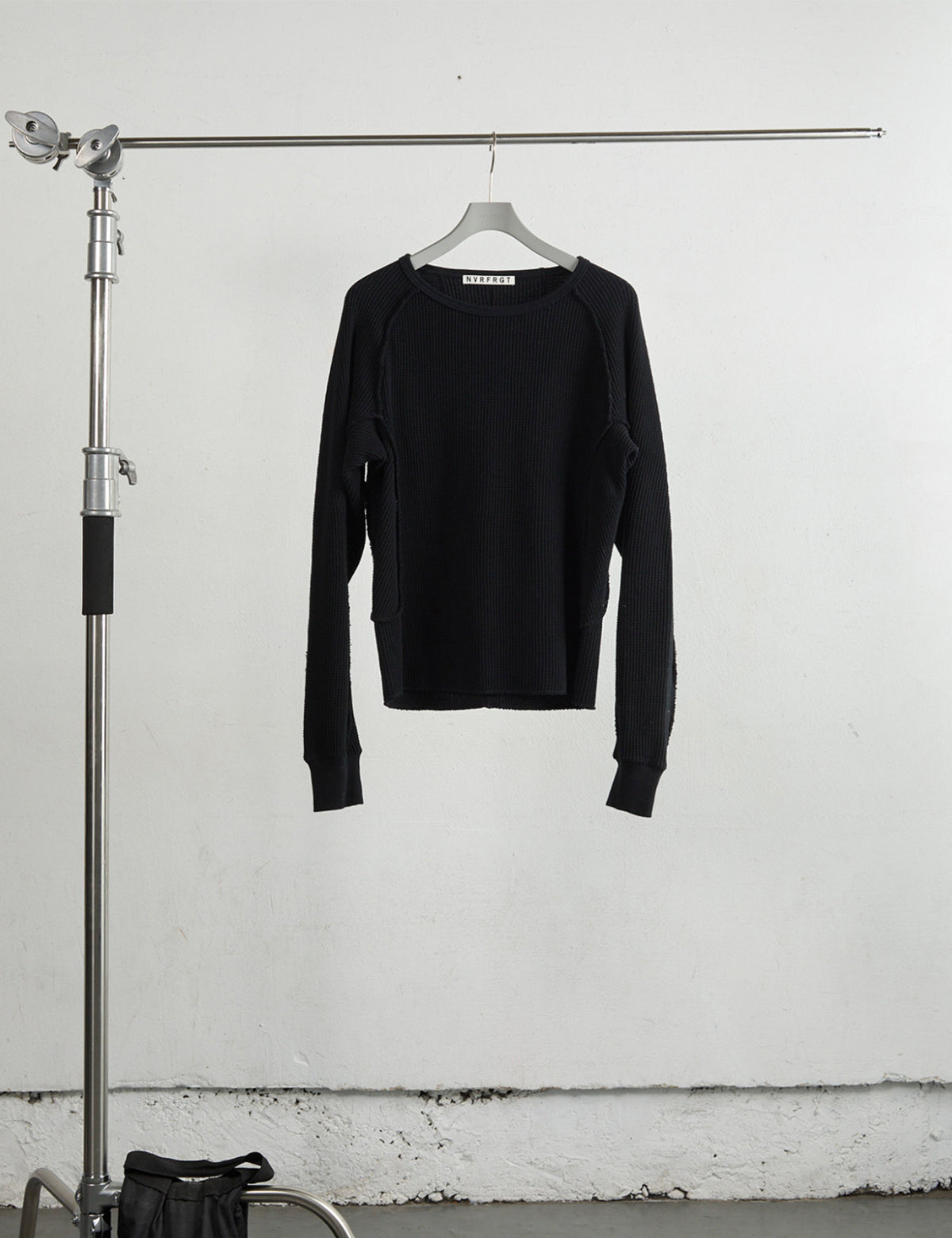 BLACK WAFFLE THERMAL LONG SLEEVE T-SHIRT