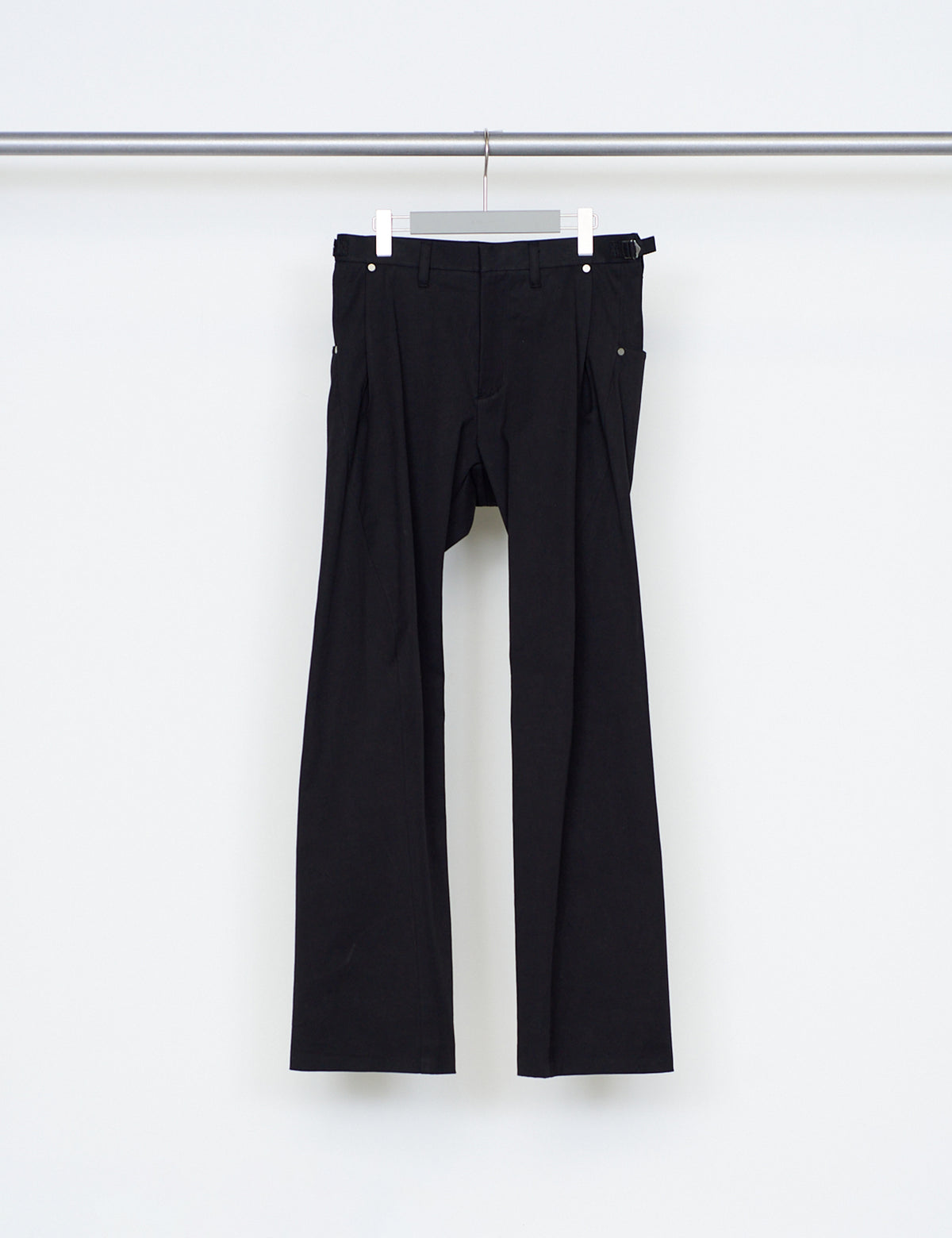 BLACK 3D TWISTED CHINO PANTS