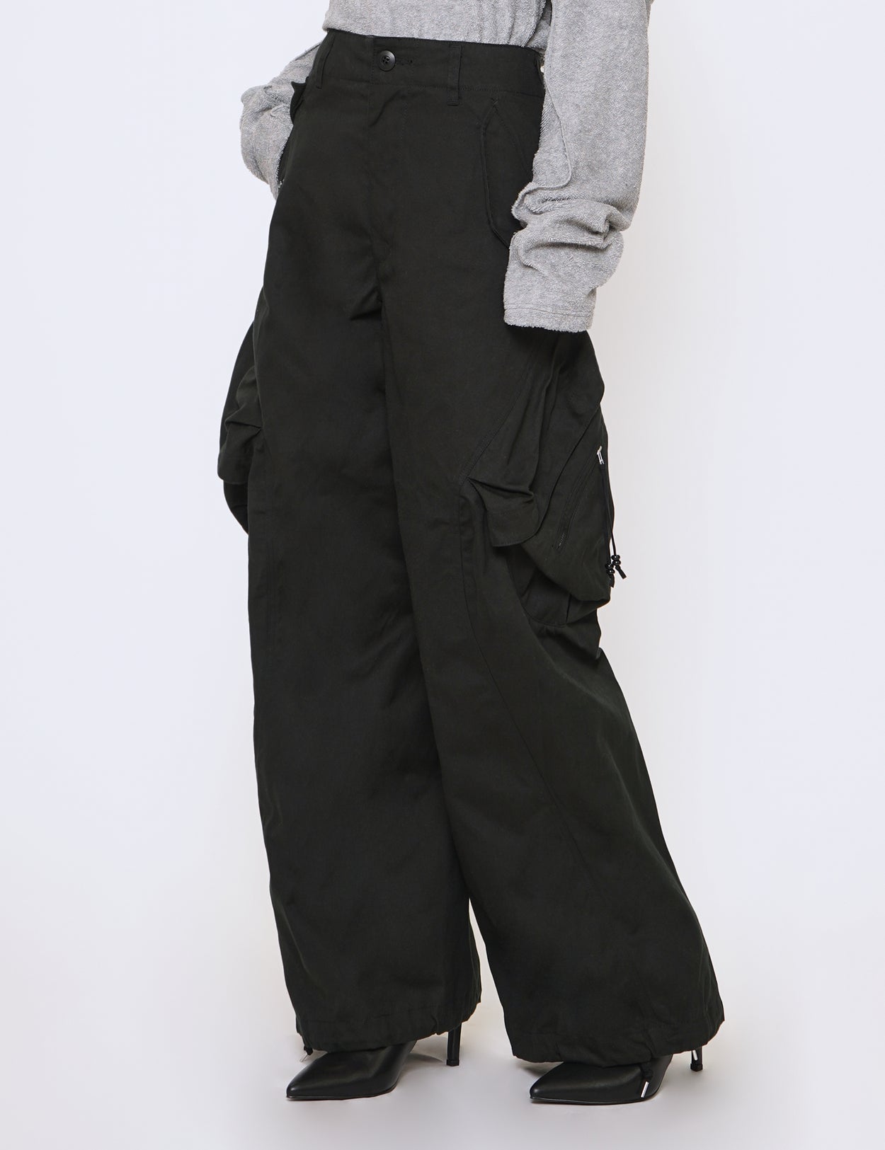 BLACK 3D TWISTED CARGO PANTS