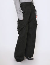 Load image into Gallery viewer, BLACK 3D TWISTED CARGO PANTS
