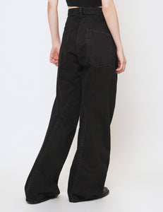 FADED BLACK 3D TWISTED REGULAR JEANS