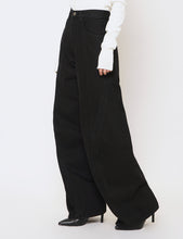 Load image into Gallery viewer, FADED BLACK 3D TWISTED WIDE LEG JEANS
