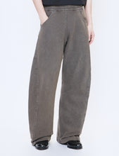 Load image into Gallery viewer, SHABBY BROWN DYED JERSEY TWISTED LOUNGE PANTS
