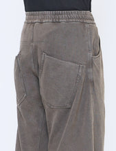 Load image into Gallery viewer, SHABBY BROWN DYED JERSEY TWISTED LOUNGE PANTS
