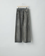 Load image into Gallery viewer, BLACK DEFORMED FLARE VINTAGE DENIM JEANS
