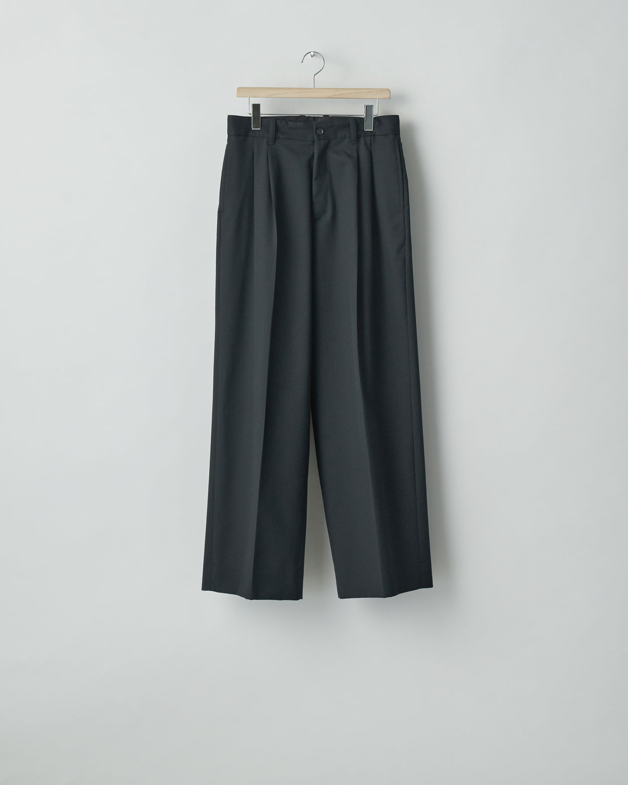 BLACK LONG WIDE TROUSERS