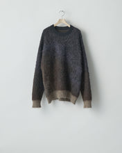 Load image into Gallery viewer, KHAKI/DARK NAVY GRADATION MOHAIR KNIT LS
