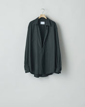 Load image into Gallery viewer, BLACK C/SI TWILL OVERSIZED SKIPPER SHIRT
