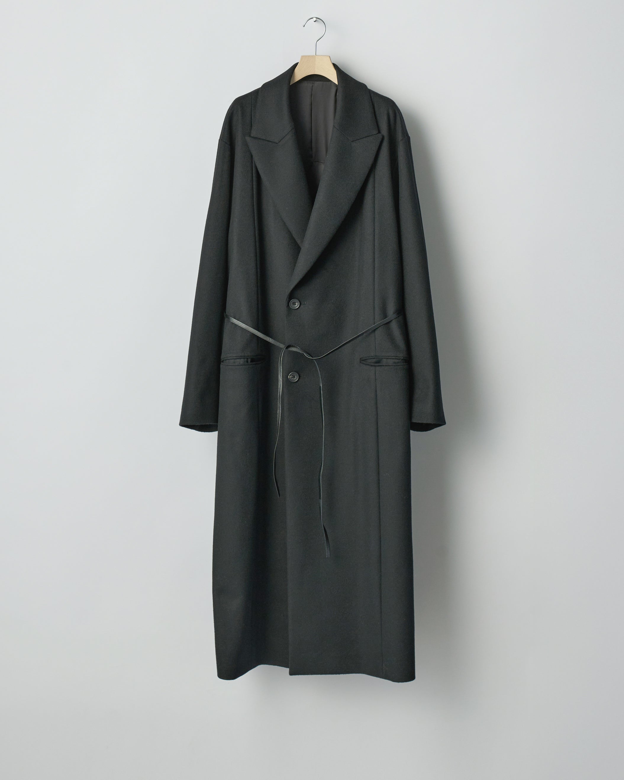 BLACK OVERSIZED MAXI-LENGTH PEAK LAPEL COAT