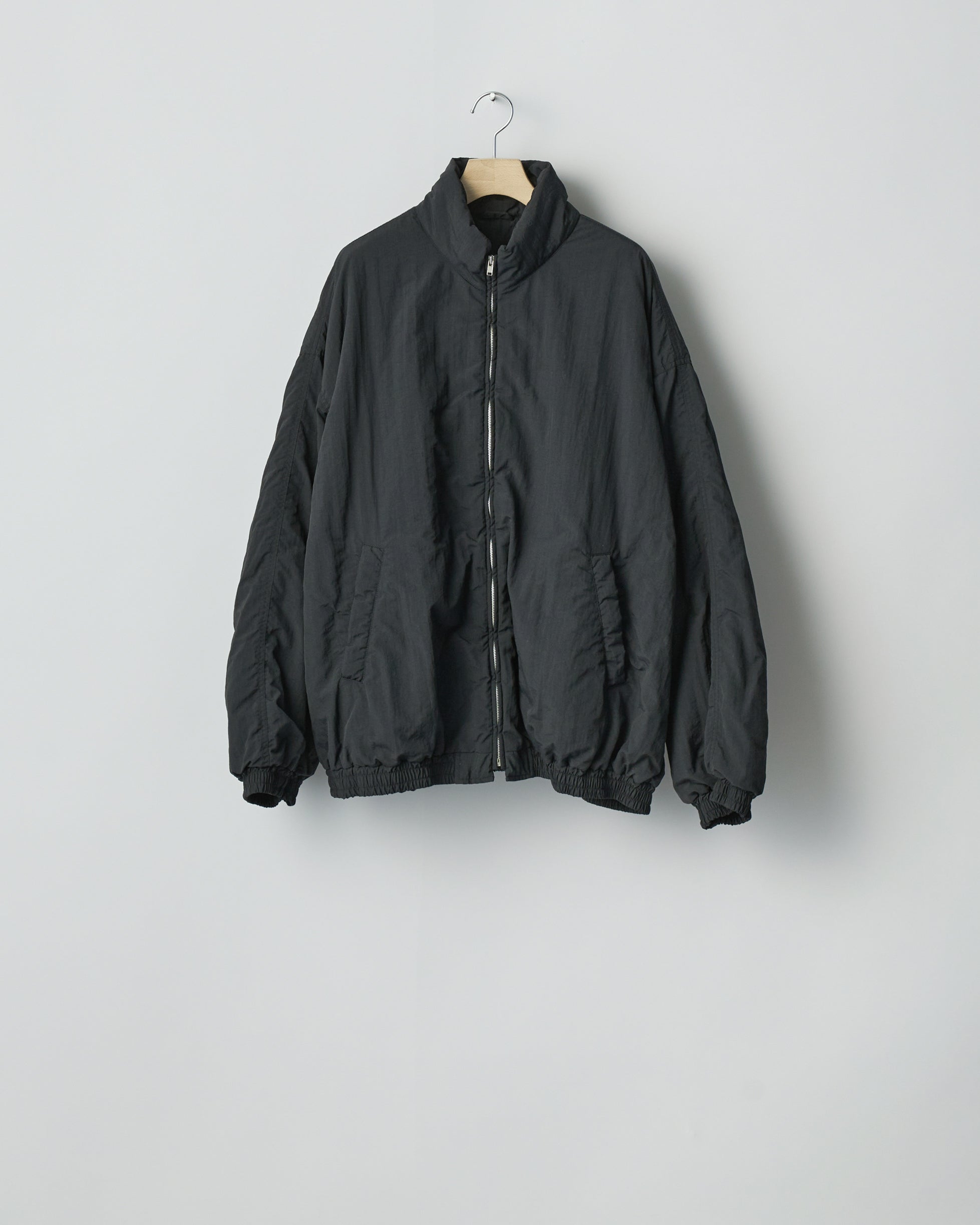 BLACK RECYCLED NYLON PADDED JACKET