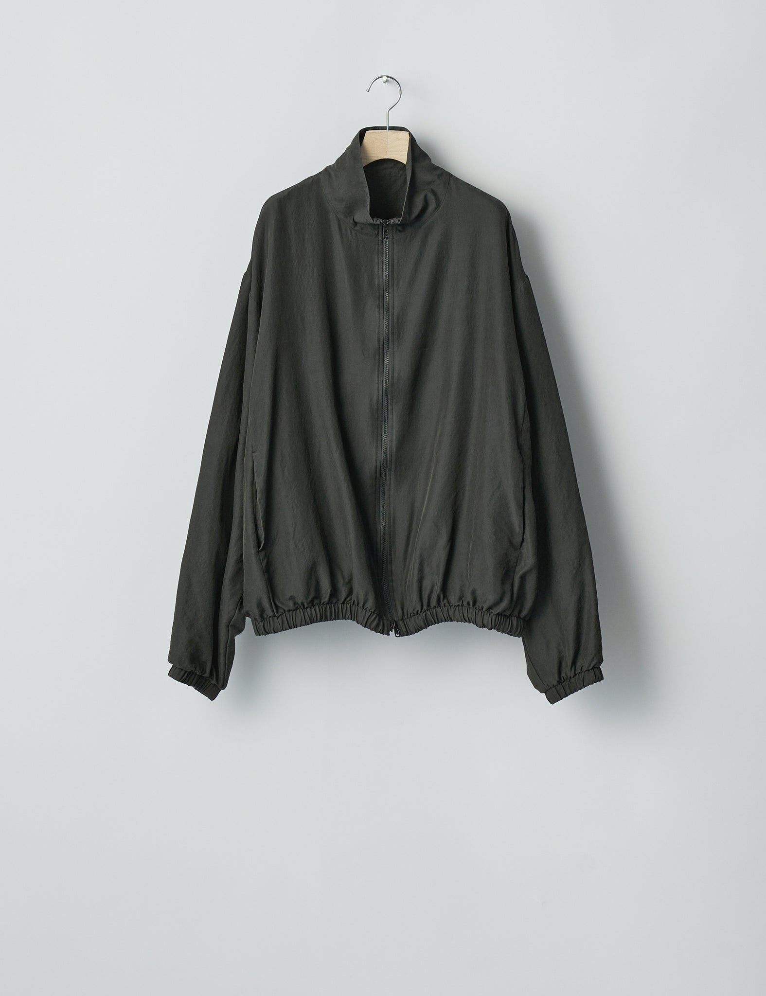 DARK CHARCOAL WOOL/SILK SHIRRED LIGHT ZIP JACKET
