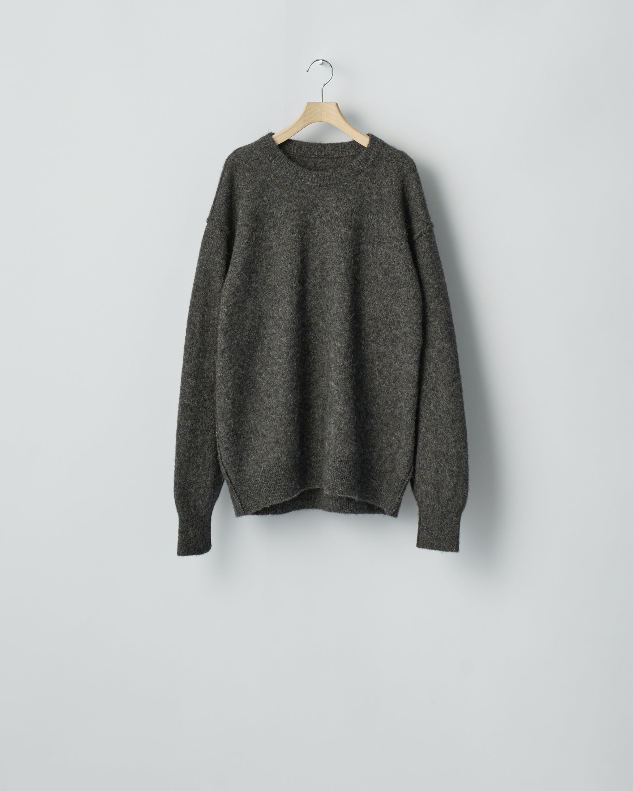 CHARCOAL WOOL/ALPACA KNIT CREW NECK LS