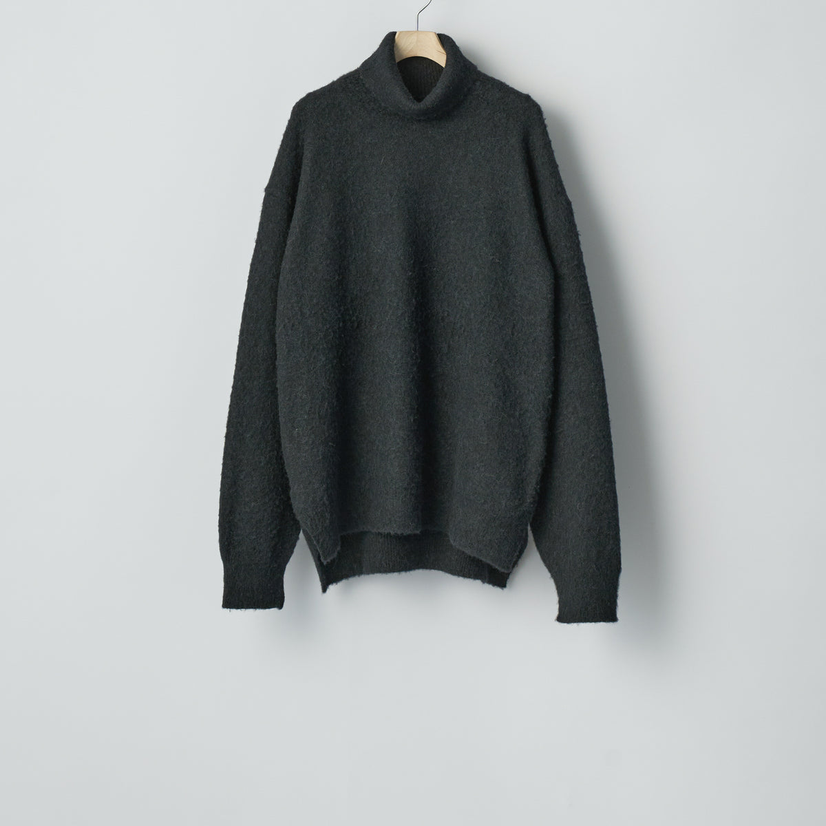 ST.1302_BLACK_5675a231-6b7c- 