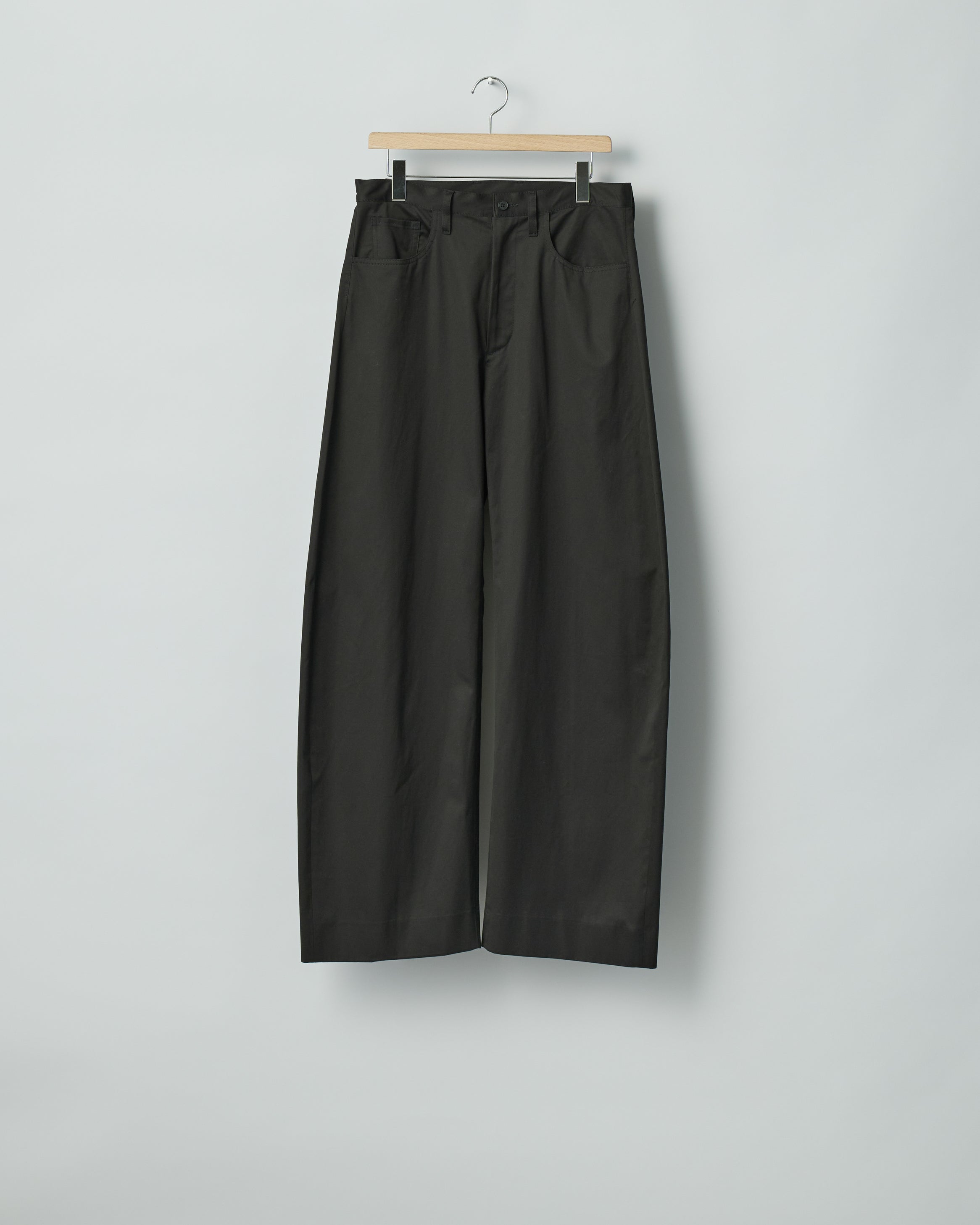 ST.1401_BLACK_7612b913-390b-
