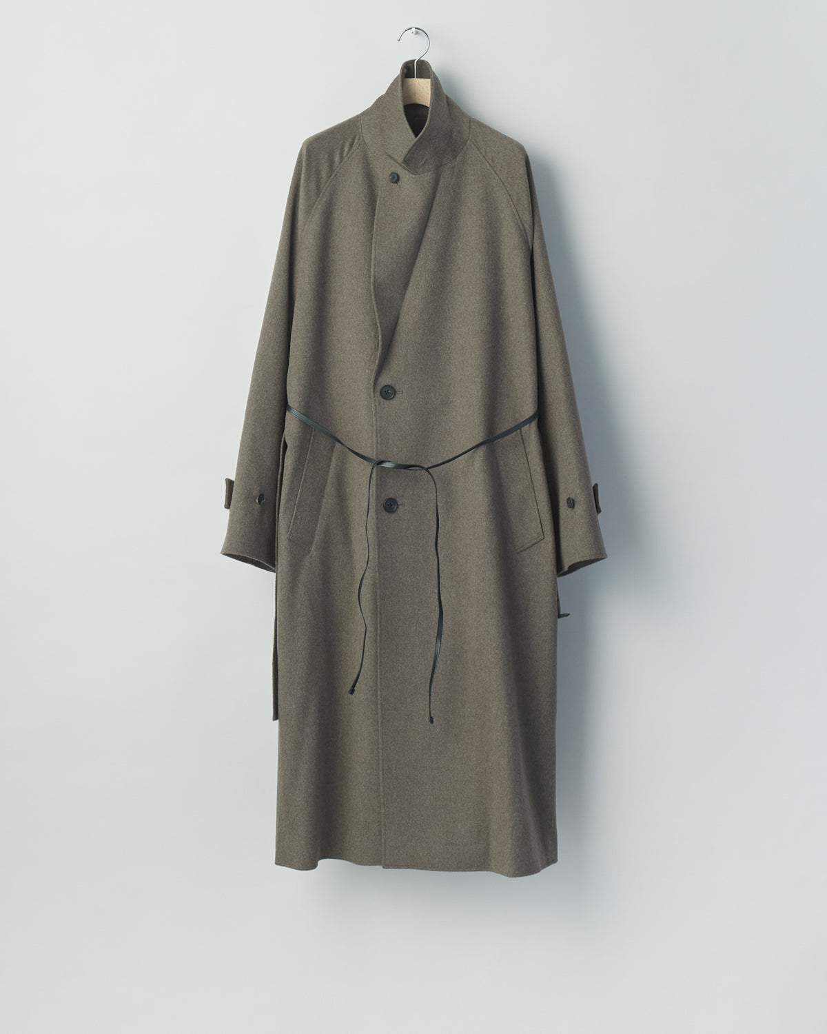 TAUPE WOOL DOESKIN OVERSIZED PEAK LAPEL CHESTER COAT