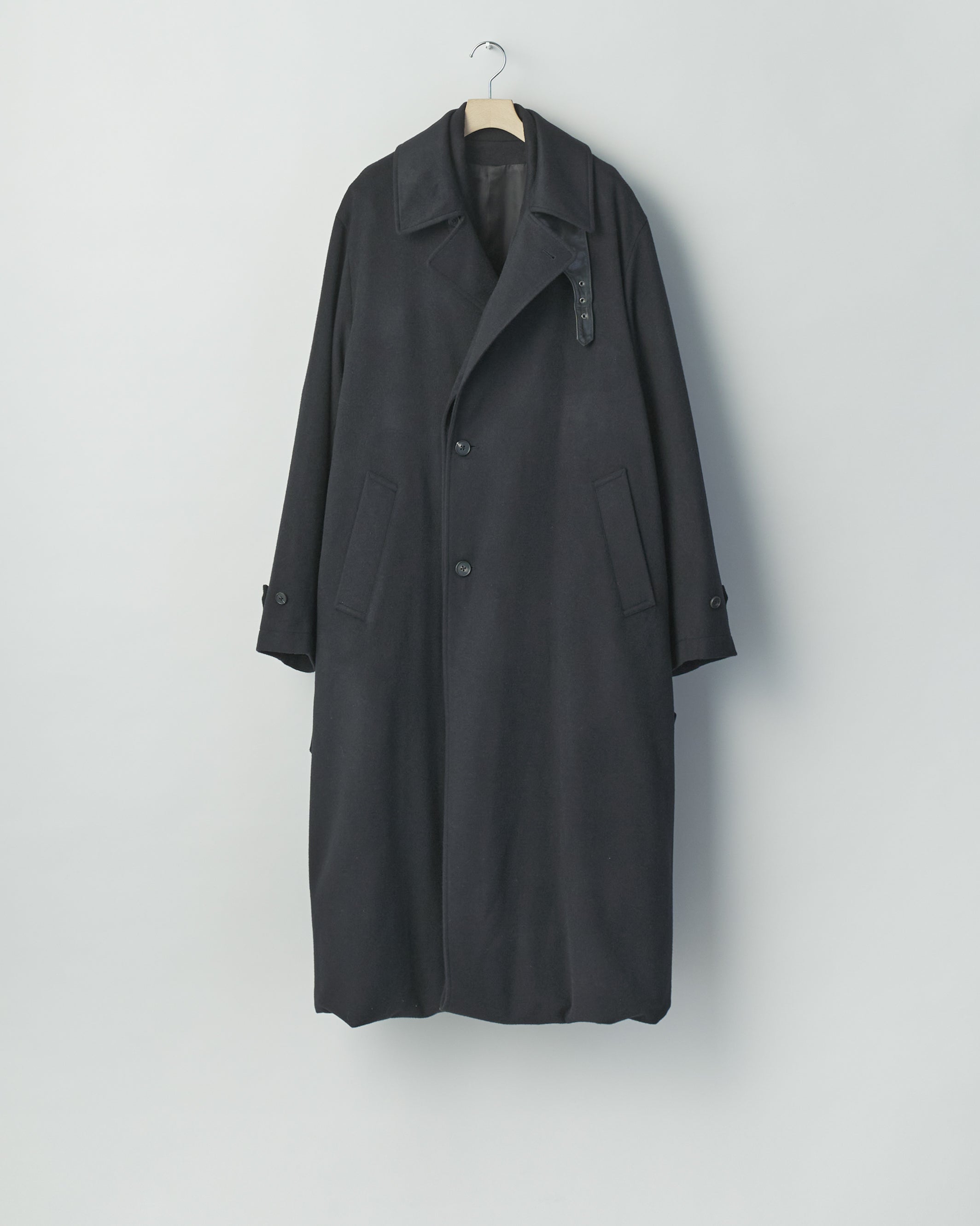 BLACK WOOL CASHMERE LAYERED COMBINATION COAT