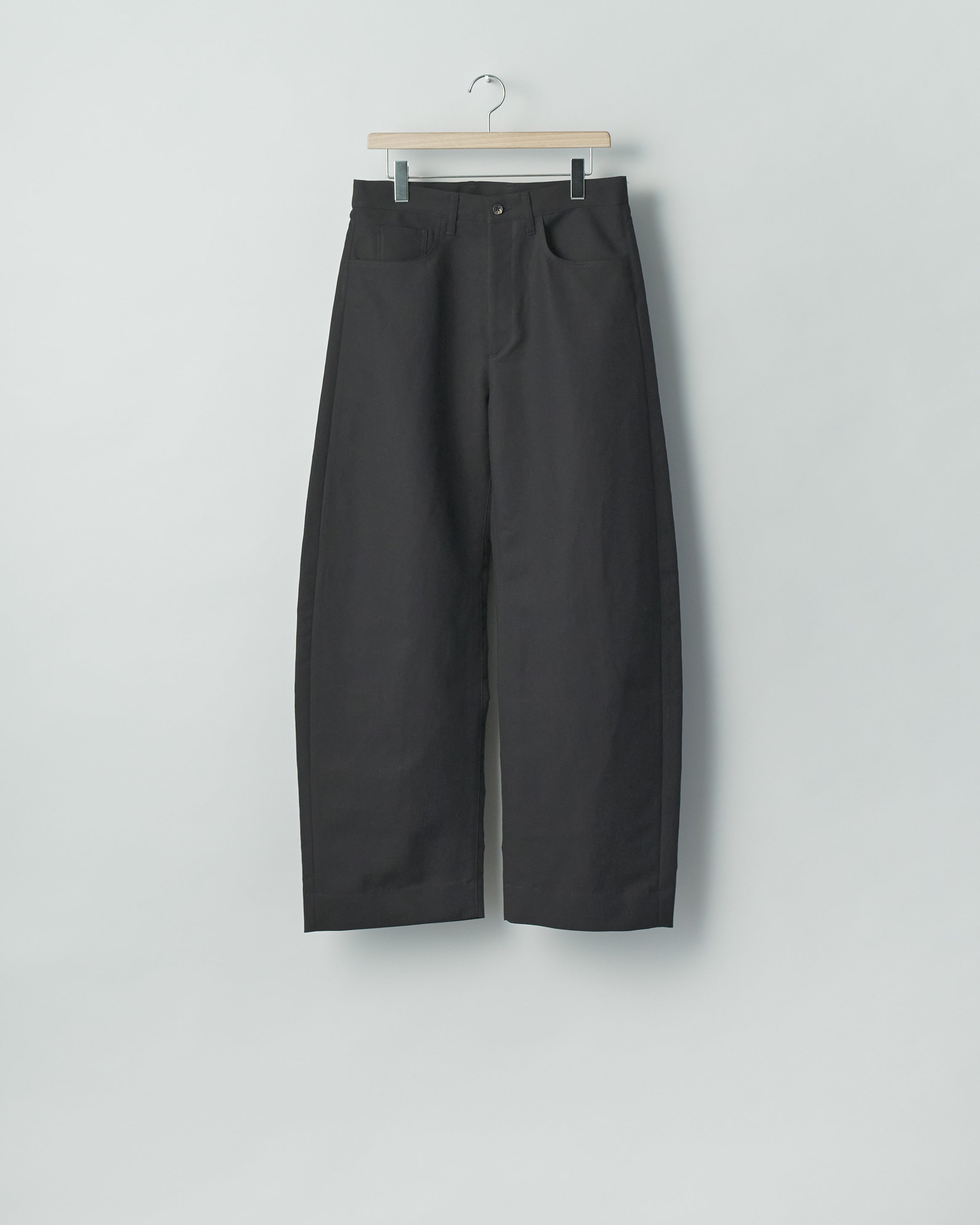 BLACK DOUBLE WEAVE COTTON ROUND PANTS