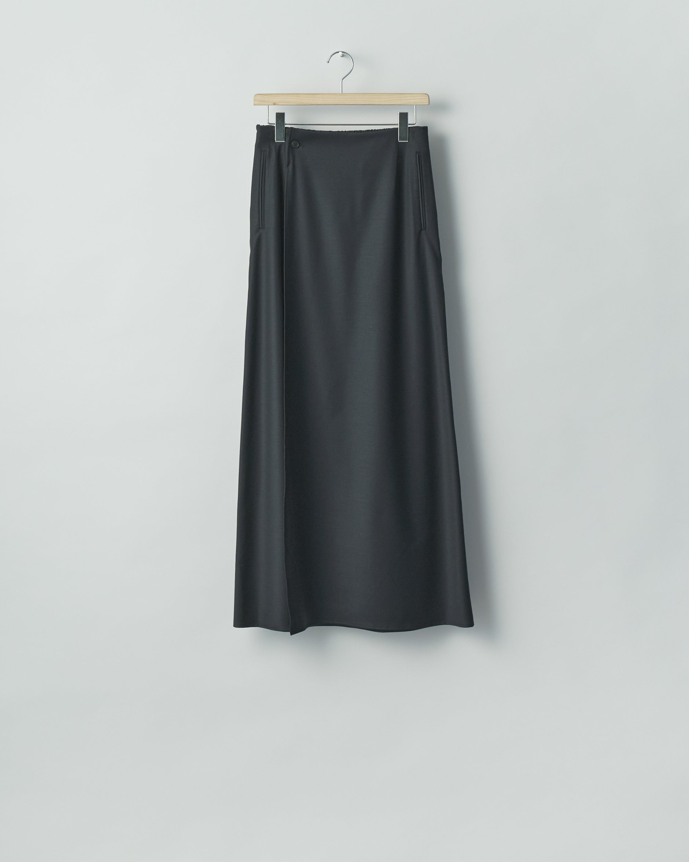 BLACK WOOL SILK WRAP SKIRT