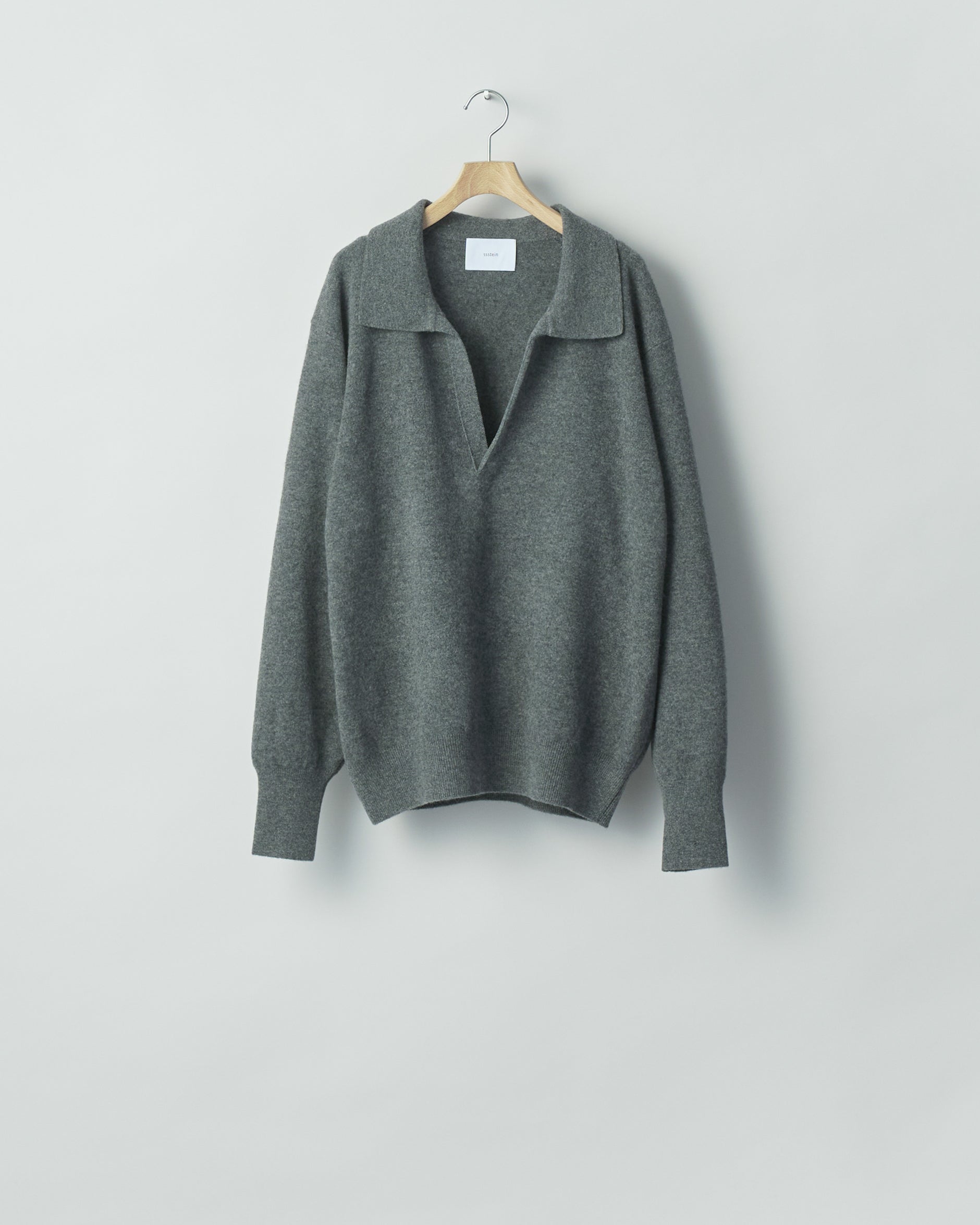 GREY EXTRA FINE WOOL KNIT SKIPPER