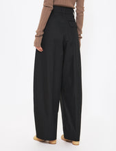 Load image into Gallery viewer, BLACK NIKA SPORTY COTTON DOUBLE PLEAT CURVED VOLUME PANT
