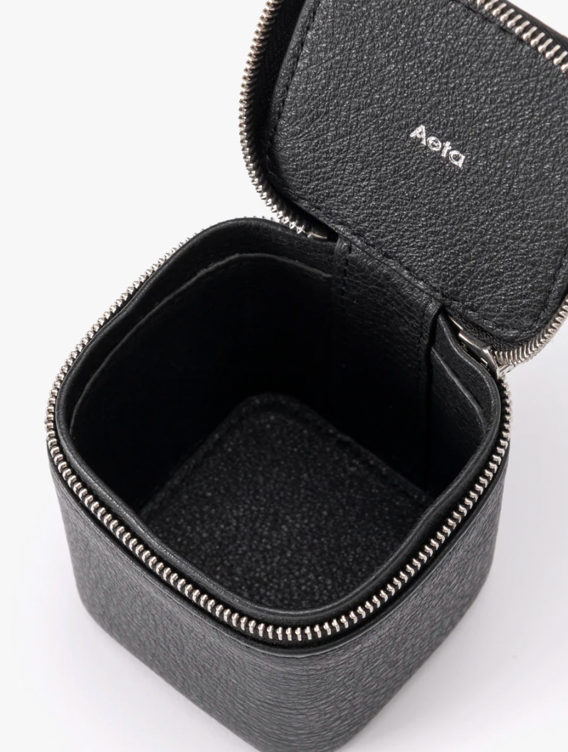 BLACK COW LEATHER SMALL CONTAINER D PG29
