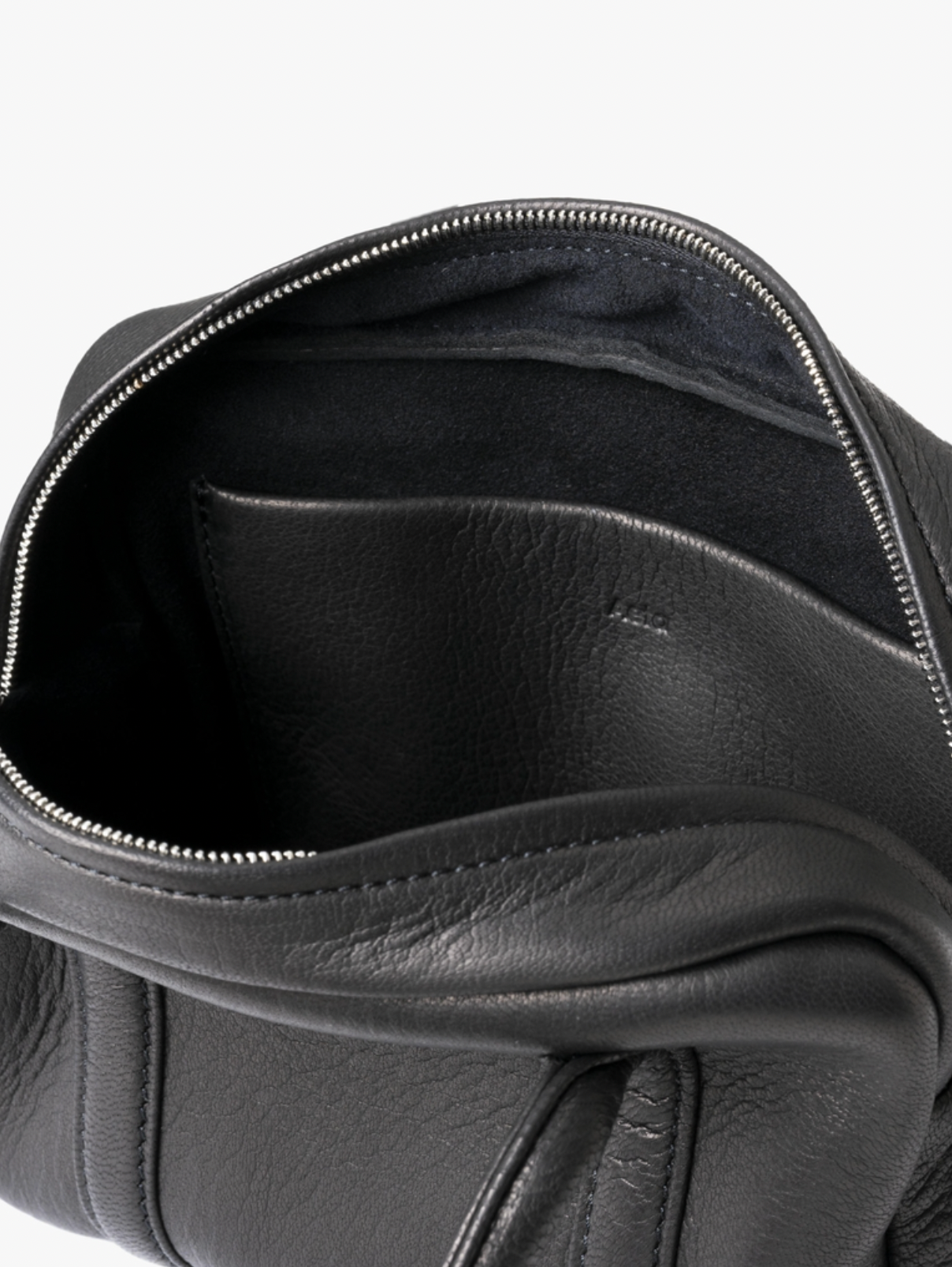 BLACK DEER LEATHER SQUARE BOSTON MINI BAG DA104