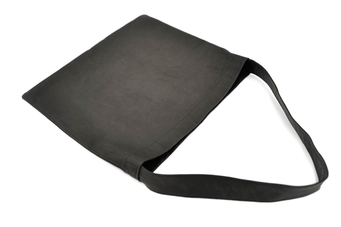 BLACK DEER LEATHER DOUBLE FACED ONE SHOULDER BAG M DA137