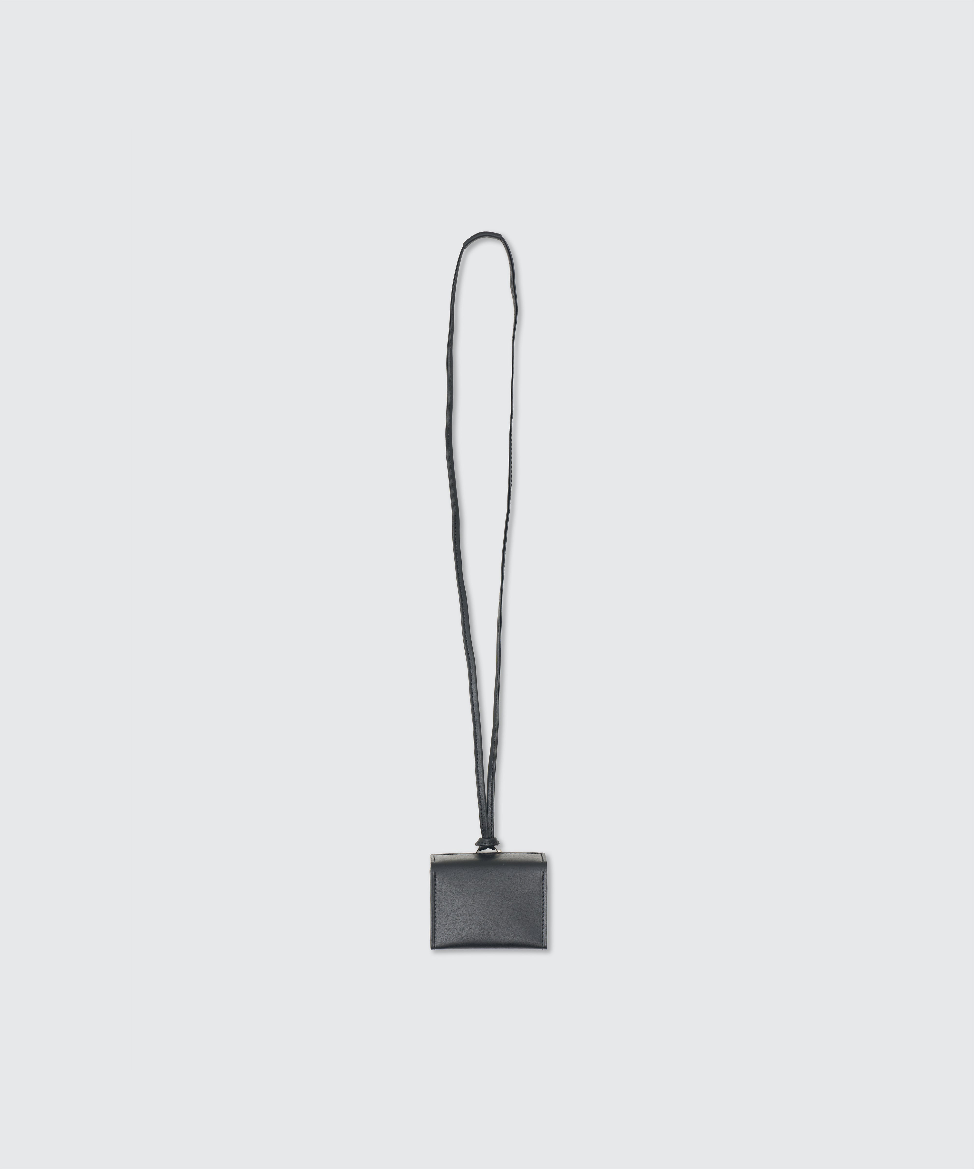 xTSUCHIYA KABAN BLACK EARPHONE CASE NECKLACE