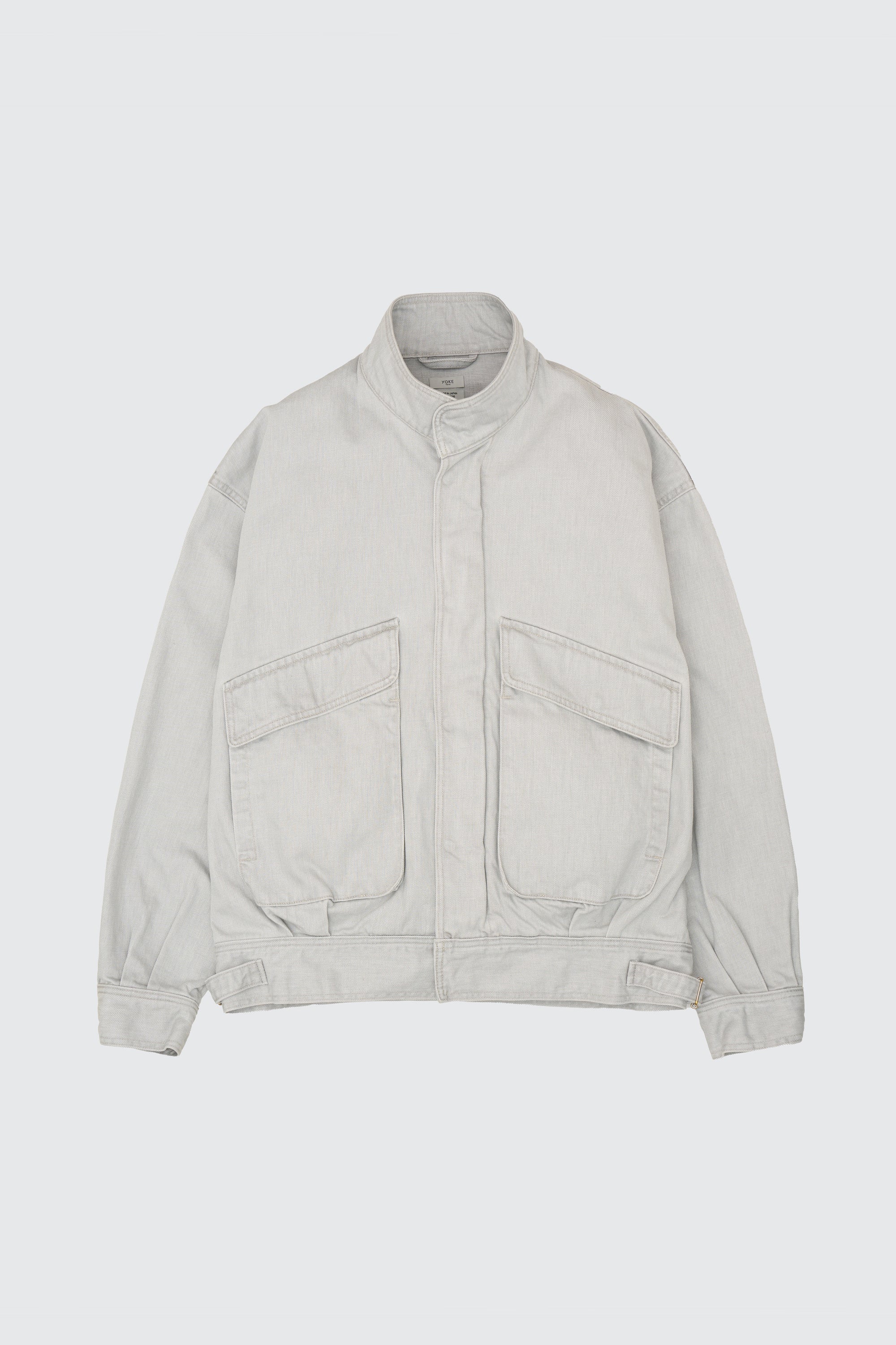 GRAYSH WHITE SURFACE DYED DENIM STAND COLLAR BLOUSON