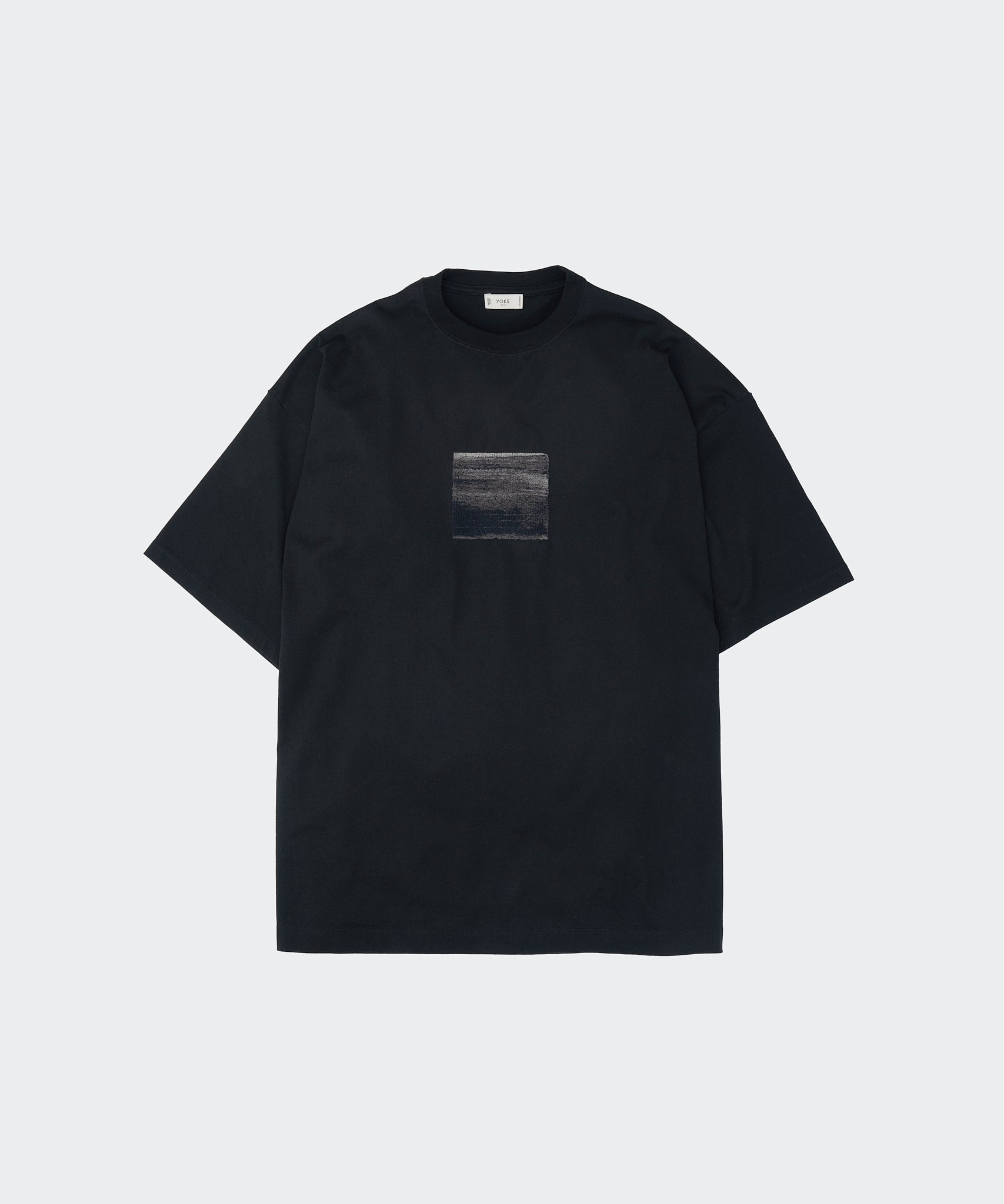 BLACK ABSTRACT EMBROIDED T-SHIRT