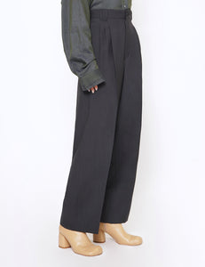CHARCOAL 3PLEATED WIDE LEG TROUSERS