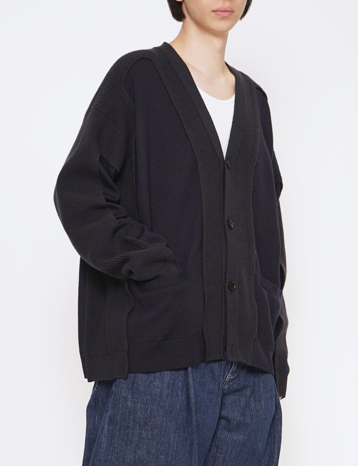 定番の冬ギフト YOKE BROKEN CARDIGAN - トップス