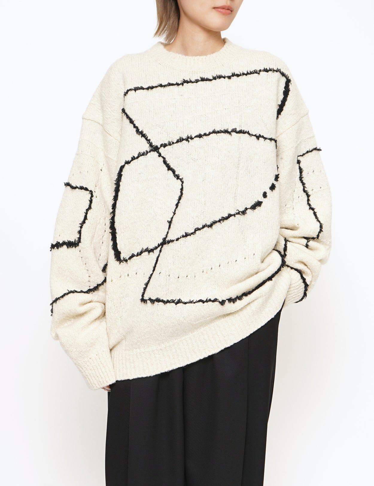 IVORY CONTINUOUS LINE EMBROIDERY SWEATER