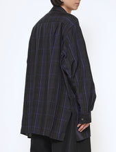 Load image into Gallery viewer, NAVY CUPRO PLAID OPEN COLLAR SHIRT
