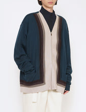 Load image into Gallery viewer, PEACOCK FRONT ZIP CARDIGAN
