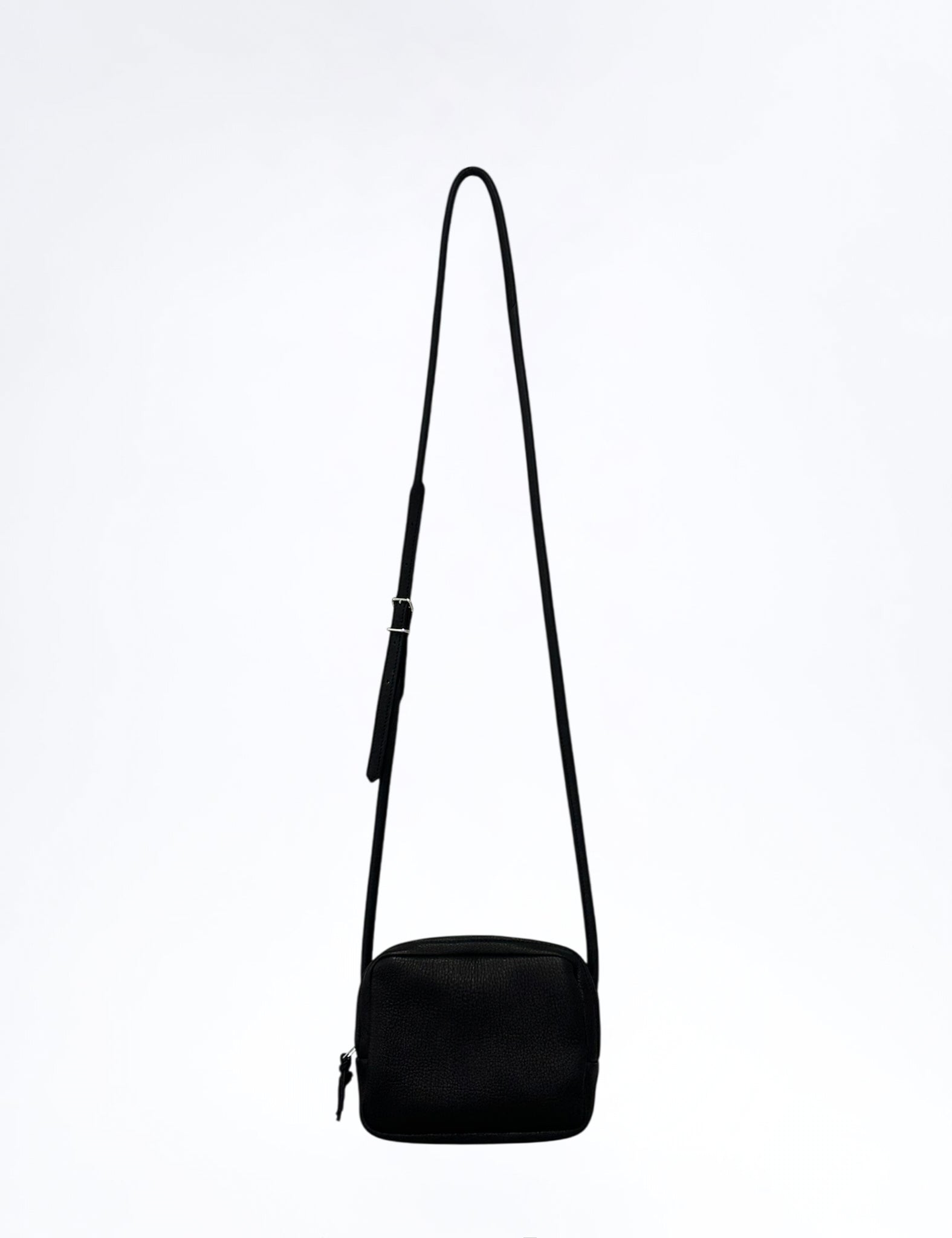 BLACK DEER LEATHER SQUARE SHOULDER BAG DA108