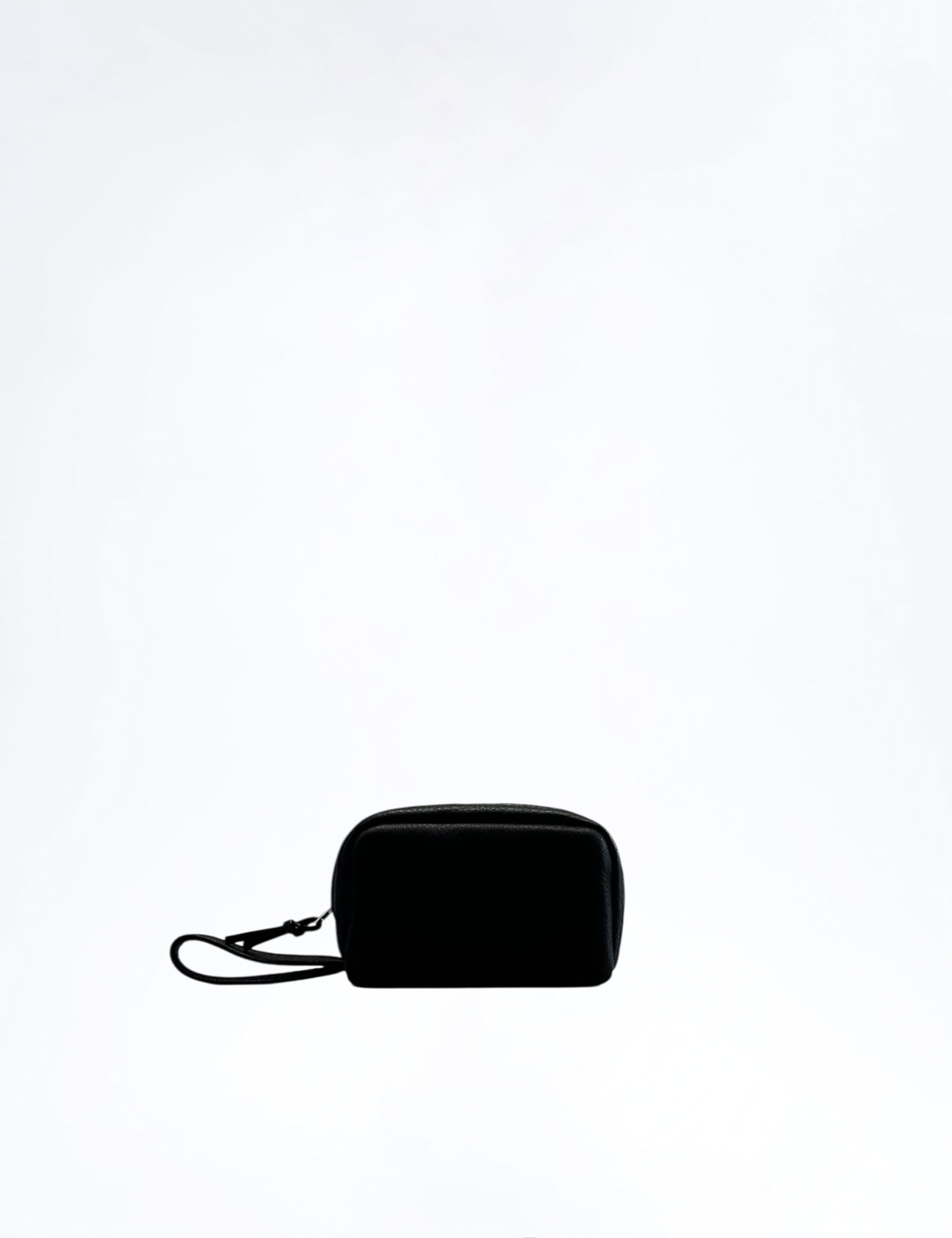 BLACK DEER LEATHER SQUARE POUCH DA116