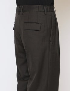 DARK CHARCOAL TWO TUCKS WIDE TROUSERS