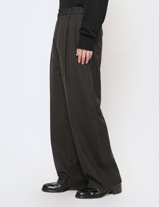 DARK CHARCOAL TWO TUCKS WIDE TROUSERS