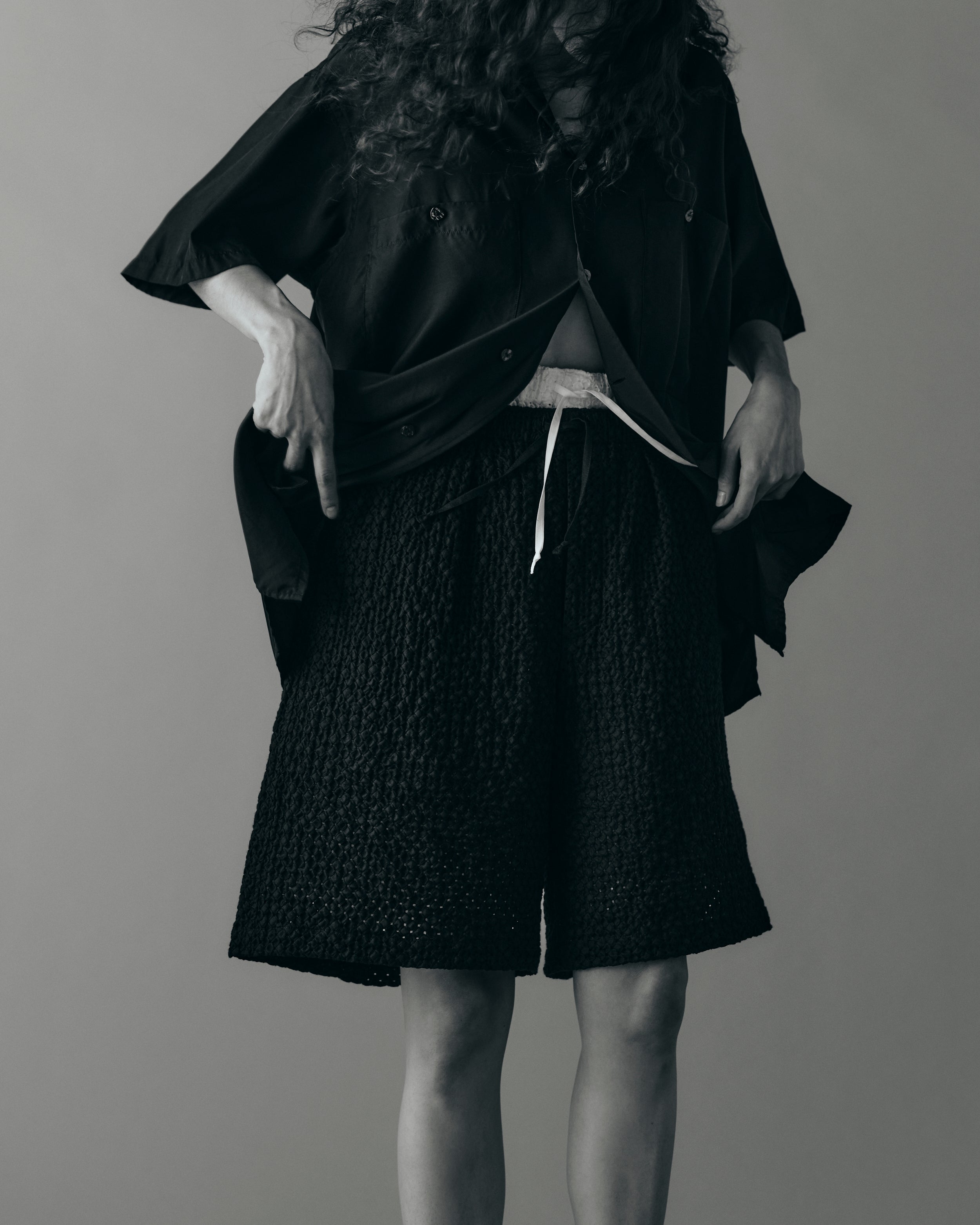 BLACK EMBROIDERY EASY SHORTS