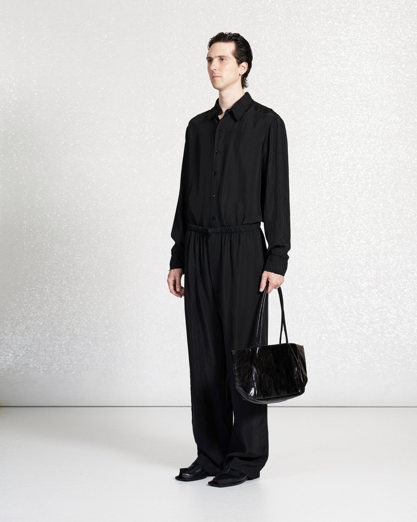 BLACK LEATHER LONG BAG