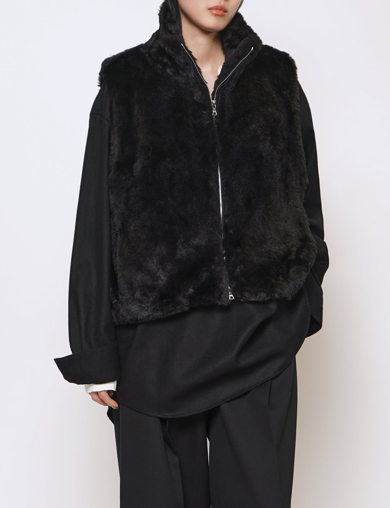 BLACK ACRYLIC FUR VEST